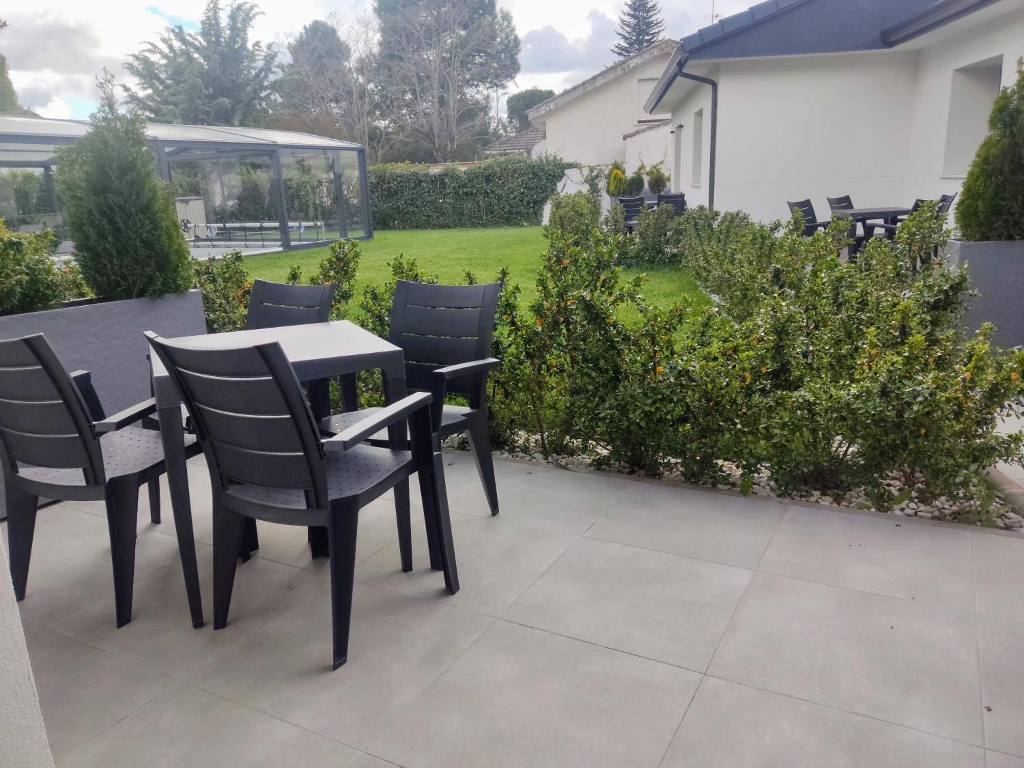 Rincones De Riaza Solo Adultos Guest House Exterior photo